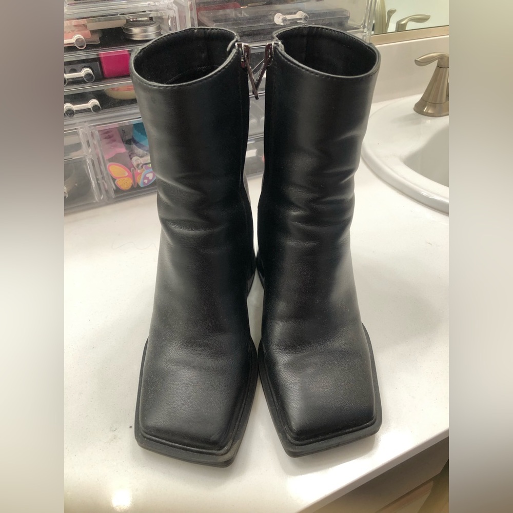 Sam Edelman Circus